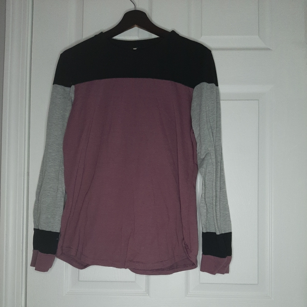 Long Sleev Geometry Tee